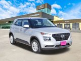 Used 2022 Hyundai Venue SE image 3