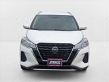 Used 2022 Nissan Kicks SV image 2
