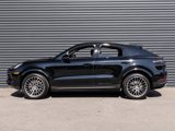 Certified 2022 Porsche Cayenne Coupe image 2