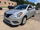 Used 2015 Nissan Versa SV image 3