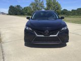 Used 2021 Toyota Camry SE image 3
