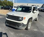 Used 2018 Jeep Renegade Latitude image 2