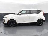 Used 2022 Kia Soul LX w/ Technology Package image 4