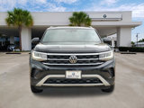 Used 2022 Volkswagen Atlas Cross Sport SE image 2