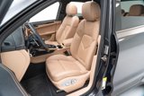 Certified 2022 Porsche Macan image 5