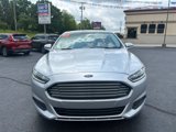 Used 2013 Ford Fusion SE image 2