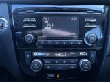 Used 2017 Nissan Rogue SV image 6