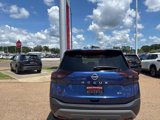 Used 2023 Nissan Rogue SV image 3