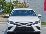 Used 2019 Toyota Camry SE image 2