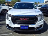 Used 2022 GMC Terrain SLE image 2
