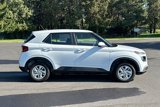 New 2025 Hyundai Venue SE image 3