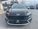 Used 2022 Hyundai Kona SEL w/ Convenience Package image 2