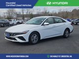 Certified 2024 Hyundai Elantra SE image 1
