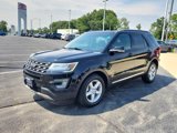 Used 2017 Ford Explorer XLT w/ Equipment Group 202A image 3