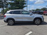 Used 2023 Volkswagen Taos SE w/ Panoramic Sunroof Package image 3