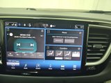 Used 2023 Chrysler Pacifica Touring-L image 5