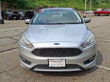 Used 2015 Ford Focus SE w/ SE Sport Package image 2