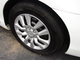 Used 2010 Toyota Camry LE image 3
