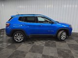 Used 2022 Jeep Compass Latitude image 2