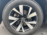 Used 2020 Volkswagen Atlas Cross Sport SE image 4