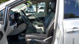Used 2023 Chrysler Pacifica Touring-L image 5
