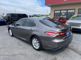 Used 2018 Toyota Camry LE image 3