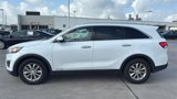 Used 2016 Kia Sorento LX image 4
