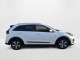 Used 2022 Kia Niro LX image 4
