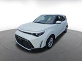 Used 2023 Kia Soul S image 2