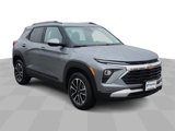 New 2025 Chevrolet TrailBlazer LT w/ Driver Confidence Package image 2