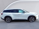 New 2025 INFINITI QX60 Luxe image 3