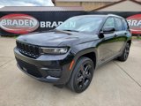 New 2025 Jeep Grand Cherokee Altitude image 3