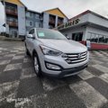Used 2017 Hyundai Santa Fe SE image 2