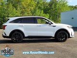 Used 2023 Kia Sorento SX image 2
