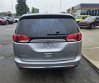 Used 2019 Chrysler Pacifica Limited image 5