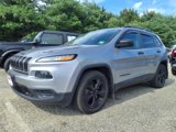 Used 2017 Jeep Cherokee Altitude image 3