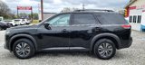 Used 2024 Nissan Pathfinder SV image 2