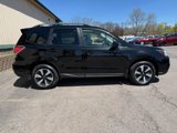 Used 2017 Subaru Forester 2.5i Premium w/ All-Weather Package image 2