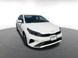 Used 2024 Kia Forte LXS image 3