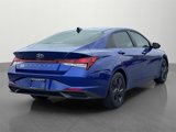 Used 2021 Hyundai Elantra SEL w/ Convenience Package image 5