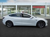 Used 2019 Tesla Model 3 Mid Range image 4