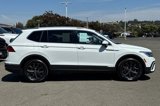 Used 2024 Volkswagen Tiguan SE image 3