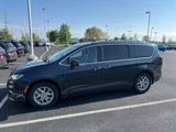 Used 2021 Chrysler Pacifica Touring-L image 4