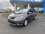 Used 2016 Toyota Sienna LE image 2