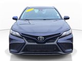 Used 2021 Toyota Camry SE image 2
