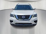 Used 2017 Nissan Pathfinder SV image 2