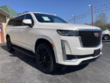 Used 2022 Cadillac Escalade ESV Luxury w/ LPO, Illumination Package image 4
