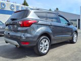 Used 2019 Ford Escape SEL image 3