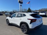 New 2025 Chevrolet Trax RS image 3