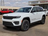 New 2025 Jeep Grand Cherokee Altitude image 2
